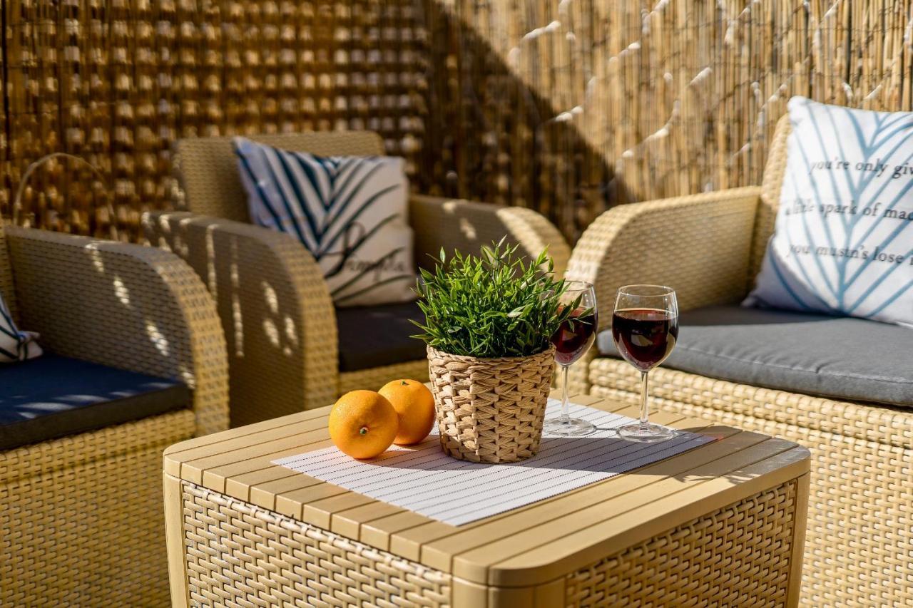Black Beach Luxury Vacation House Пуерто-де-Сантьяго Екстер'єр фото