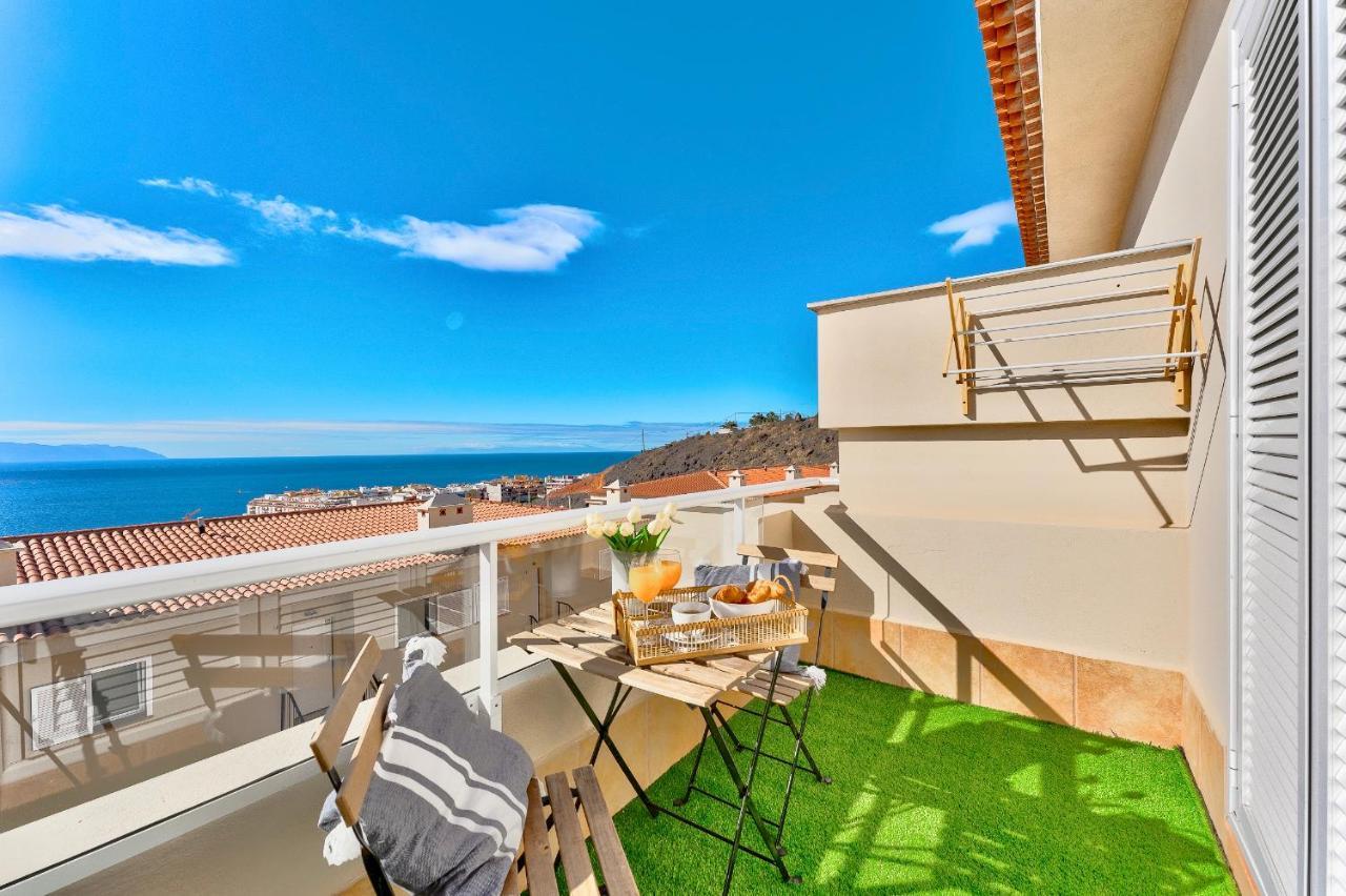 Black Beach Luxury Vacation House Пуерто-де-Сантьяго Екстер'єр фото