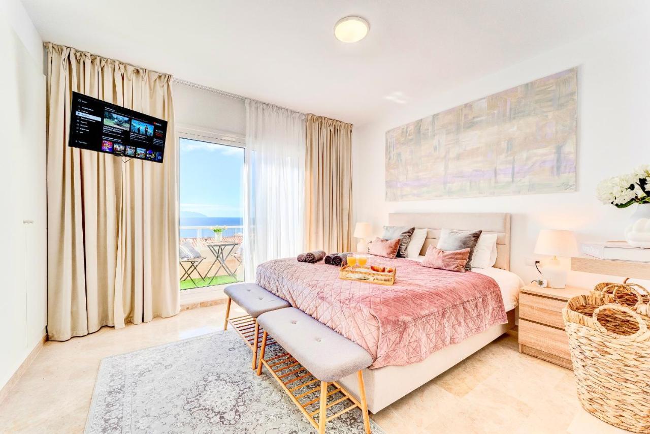 Black Beach Luxury Vacation House Пуерто-де-Сантьяго Екстер'єр фото